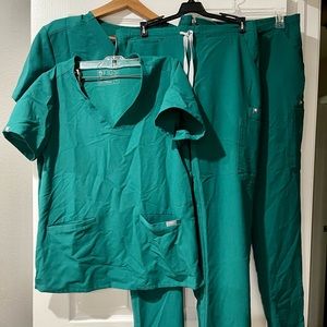 Figs Scrubs, Hunter Green